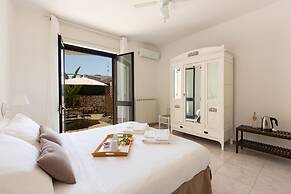 Biancaleuca Rooms & Suite