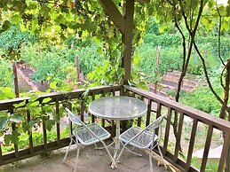 Tudor in the Downtown Historic District 6Br Home