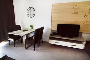 Oscar & Sons Apartments