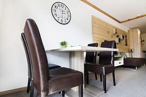 Oscar & Sons Apartments