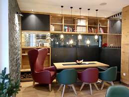 Parks 73 The TownHouse Hotel