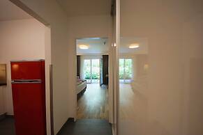 Parks 73 The TownHouse Hotel