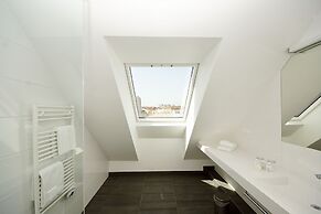 Parks 73 The TownHouse Hotel