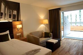 Parks 73 The TownHouse Hotel