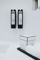 Parks 73 The TownHouse Hotel