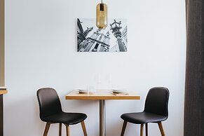 Parks 73 The TownHouse Hotel