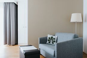 Parks 73 The TownHouse Hotel