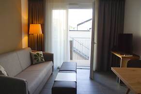 Parks 73 The TownHouse Hotel