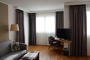 Parks 73 The TownHouse Hotel