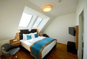 Parks 73 The TownHouse Hotel