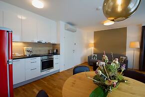 Parks 73 The TownHouse Hotel