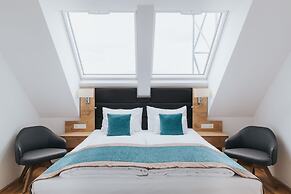 Parks 73 The TownHouse Hotel