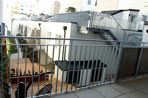 Parks 73 The TownHouse Hotel