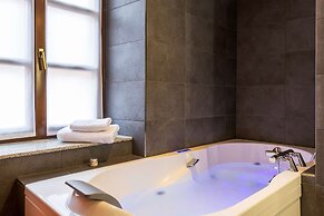 Hotel KLE, BW Signature Collection