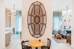 Uma Suites Parada del Marqués