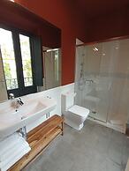 Uma Suites Parada del Marqués