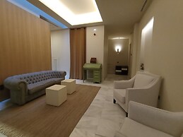Uma Suites Parada del Marqués