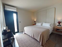 Uma Suites Parada del Marqués