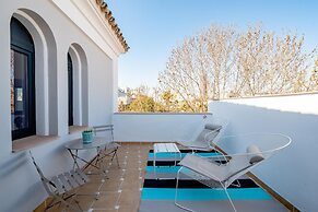 Uma Suites Parada del Marqués