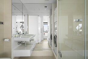 ELAINE, 2BDR St.Kilda Apartment