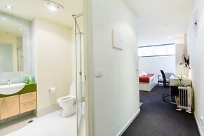 EMILY, Carlton Studio Apartment