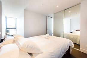 ERICA, 2BDR South Yarra Apartment