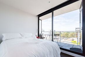 ERICA, 2BDR South Yarra Apartment