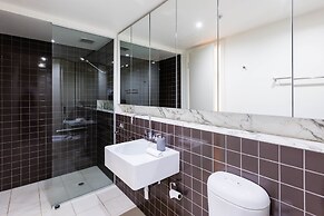 EVAN, 1BDR Southbank Apartment