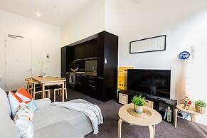 GEORGE, 1BDR North Melbourne Apartment