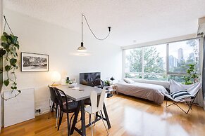 ISAAC, 1BDR South Melbourne Apartment