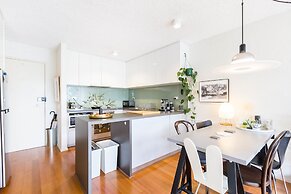 ISAAC, 1BDR South Melbourne Apartment