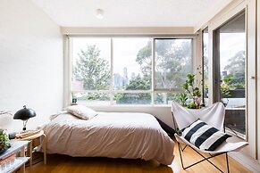 ISAAC, 1BDR South Melbourne Apartment