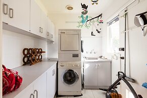 KELLY, 3BDR Northcote House