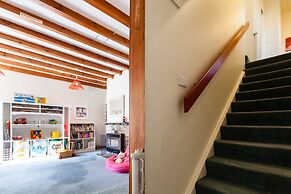 KELLY, 3BDR Northcote House