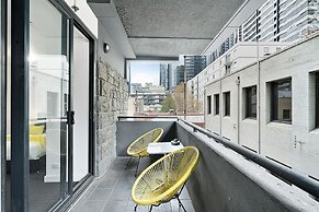 LIZZI, Melbourne Studio Apartment
