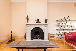 MADELINE, 1BDR Fitzroy Apartment