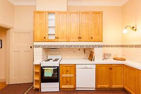 MADELINE, 1BDR Fitzroy Apartment