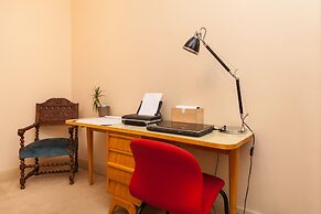 MADELINE, 1BDR Fitzroy Apartment