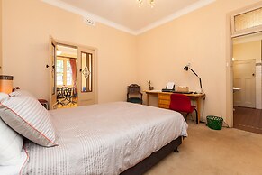 MADELINE, 1BDR Fitzroy Apartment