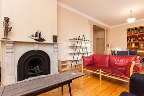 MADELINE, 1BDR Fitzroy Apartment