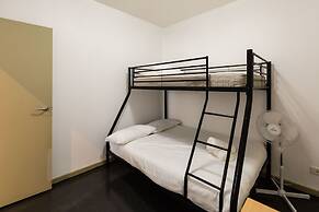 MEGAN, 2BDR Melbourne Apartment