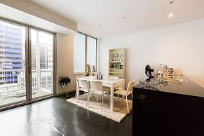 MEGAN, 2BDR Melbourne Apartment