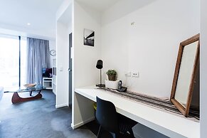 ROBYN, 1BDR Melbourne Apartment