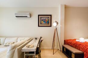 TENNYSON, Richmond Studio Apartment