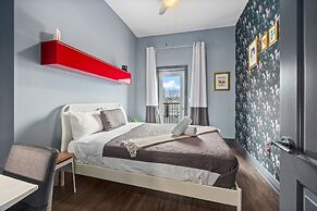 Mccormick Place Guest House