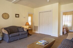 Chimney Rock Inn