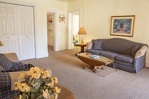 Chimney Rock Inn
