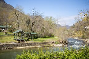 Chimney Rock Inn