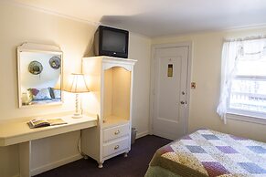 Chimney Rock Inn