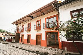 Hotel & Suites Posada Molina